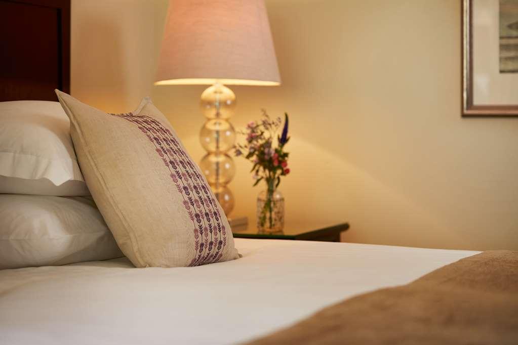 Macdonald Compleat Angler Hotel Marlow  Bilik gambar