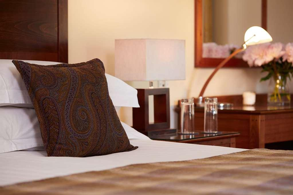 Macdonald Compleat Angler Hotel Marlow  Bilik gambar