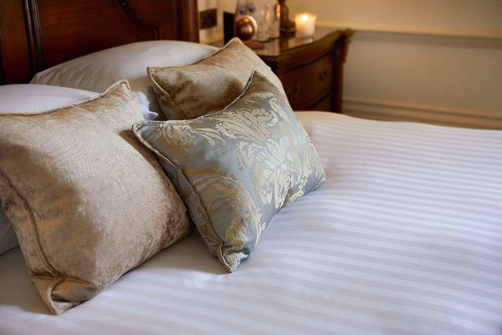 Macdonald Compleat Angler Hotel Marlow  Bilik gambar
